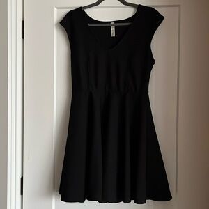 ModCloth black cap sleeve dress, size L